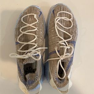 Nike space hippie 04 sneaker